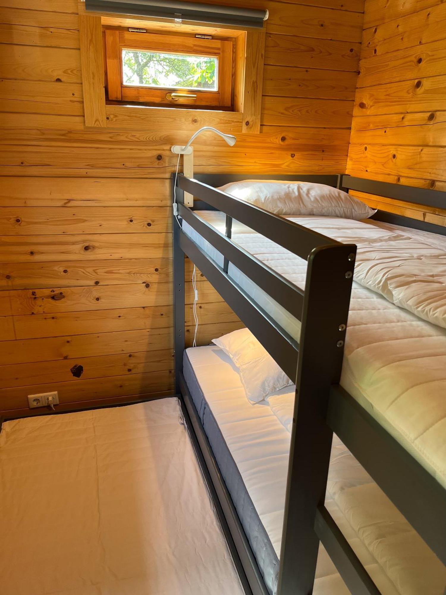 Matsloot Luxe En Ruim Chalet Met Airco Bij Leekstermeer מראה חיצוני תמונה
