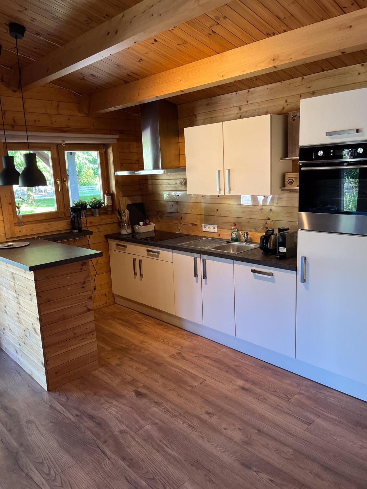 Matsloot Luxe En Ruim Chalet Met Airco Bij Leekstermeer מראה חיצוני תמונה