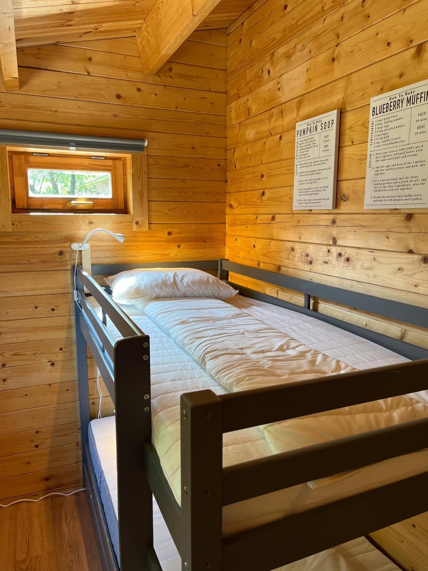 Matsloot Luxe En Ruim Chalet Met Airco Bij Leekstermeer מראה חיצוני תמונה